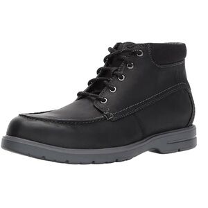 Clarks Men's Vossen Mid Chukka Boot Black Leather Size 8M